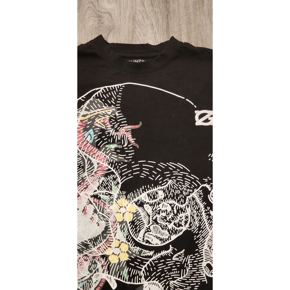 Gunzinii Skull & Bones Black Graphic T-shirt Size Medium Cut Off Sleeve - Picture 3 of 8
